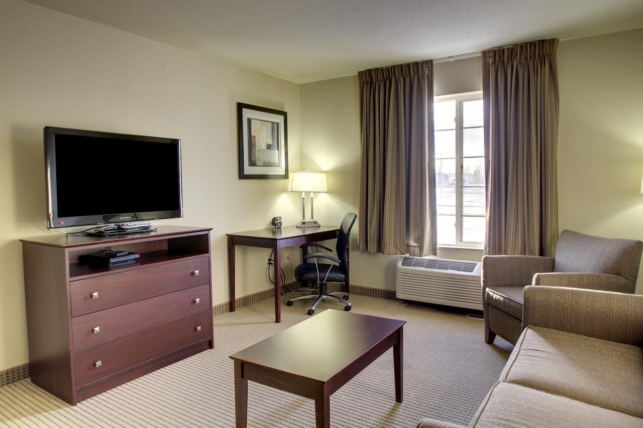 Cobblestone Inn And Suites - Eaton ภายนอก รูปภาพ